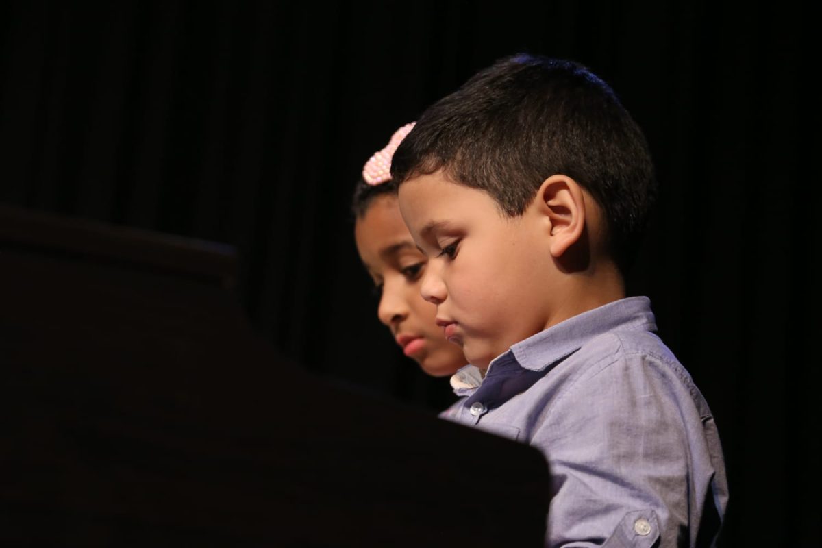 Aula de Piano para crianças Curitiba Ritmo e Som